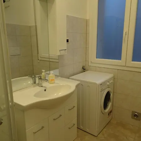 Apartamento Trilocale Alla Lunetta *