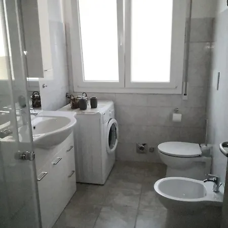 Apartamento Trilocale Alla Lunetta Bolonia