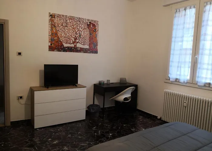 Trilocale Alla Lunetta Болонья